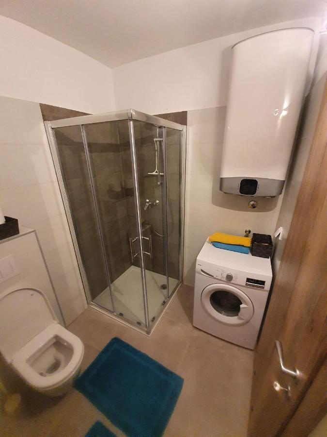 Orhidea Apartment Медулин Екстериор снимка