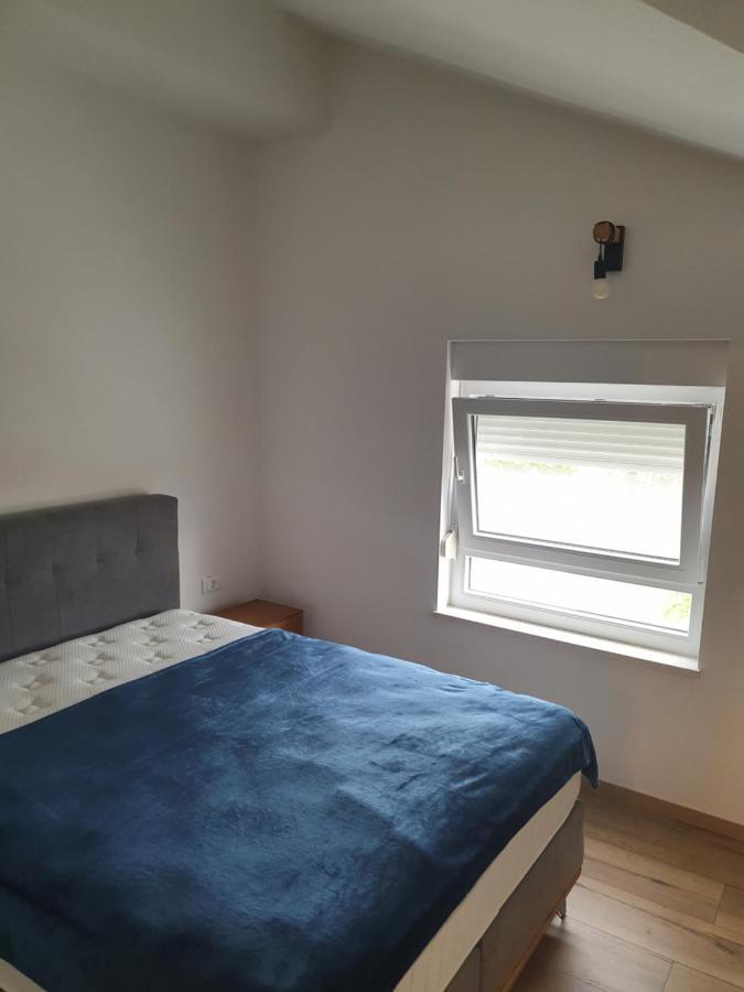 Orhidea Apartment Медулин Екстериор снимка